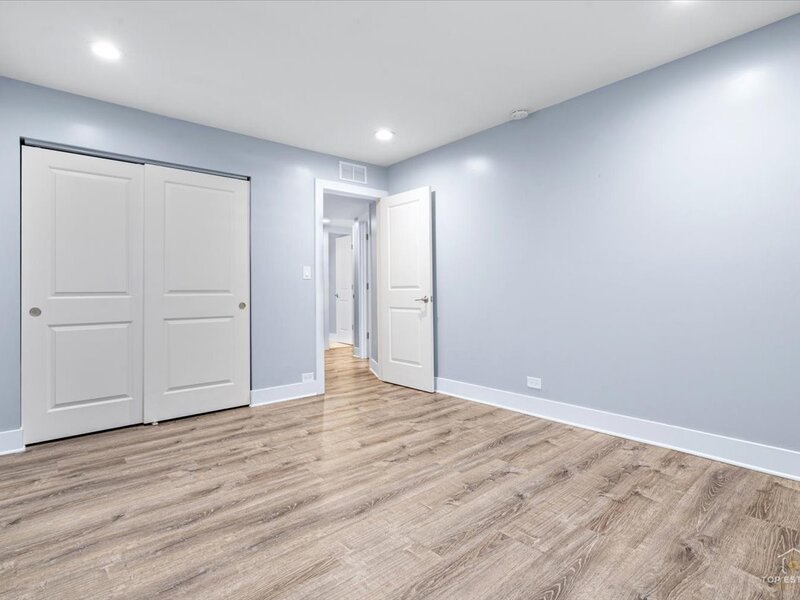 5001 Carriageway Drive Rolling Meadows IL 60008