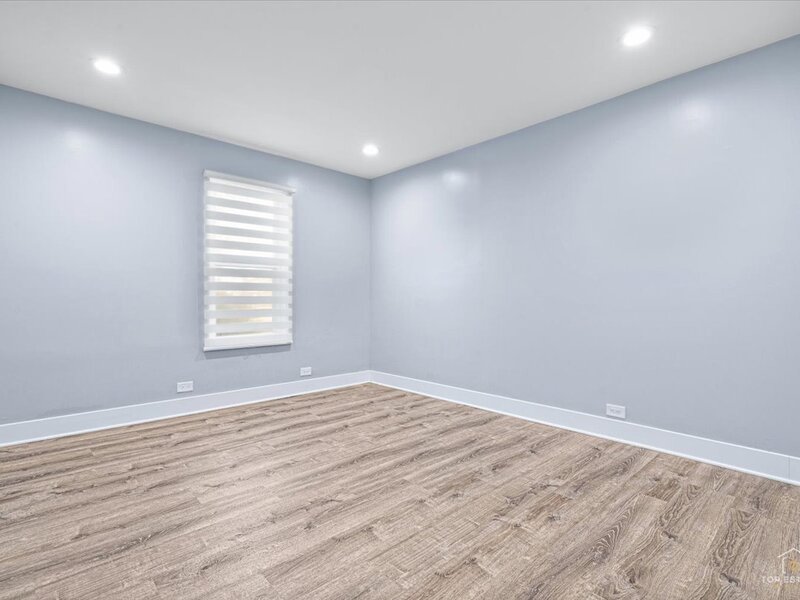 5001 Carriageway Drive Rolling Meadows IL 60008