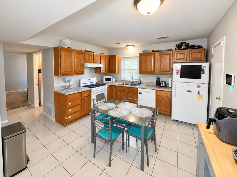 950 Purdue Lane Matteson IL 60443