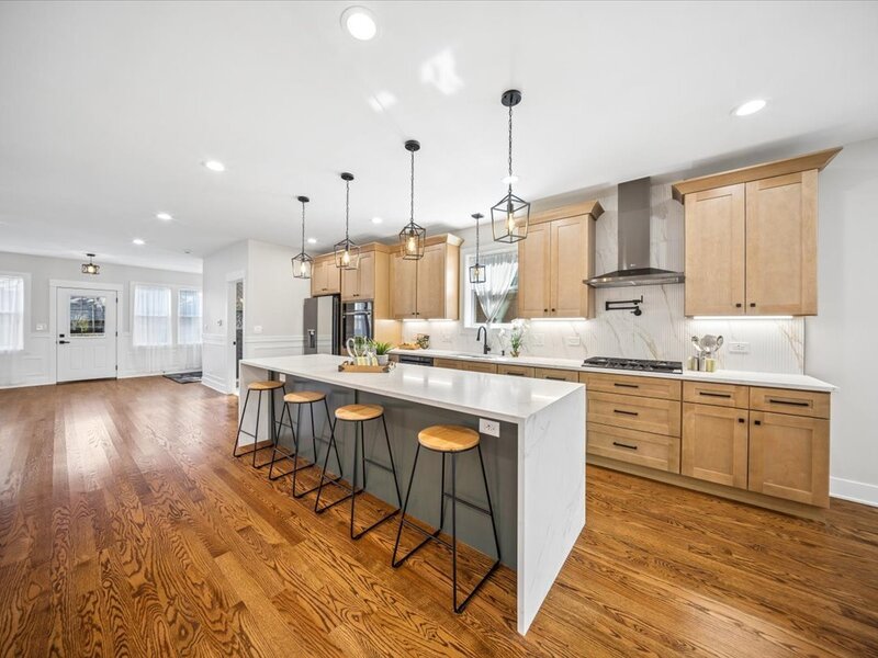 7048 26th Parkway Berwyn IL 60402