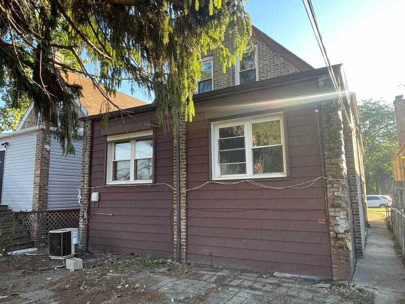 8640 S Vernon Avenue Chicago IL 60619