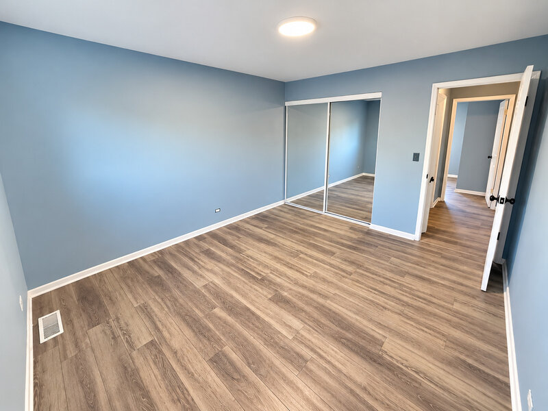 1051 Ashton Court Streamwood IL 60107