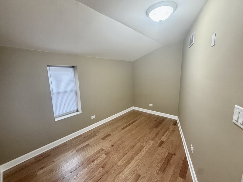 3337 N Orange Avenue Chicago IL 60634
