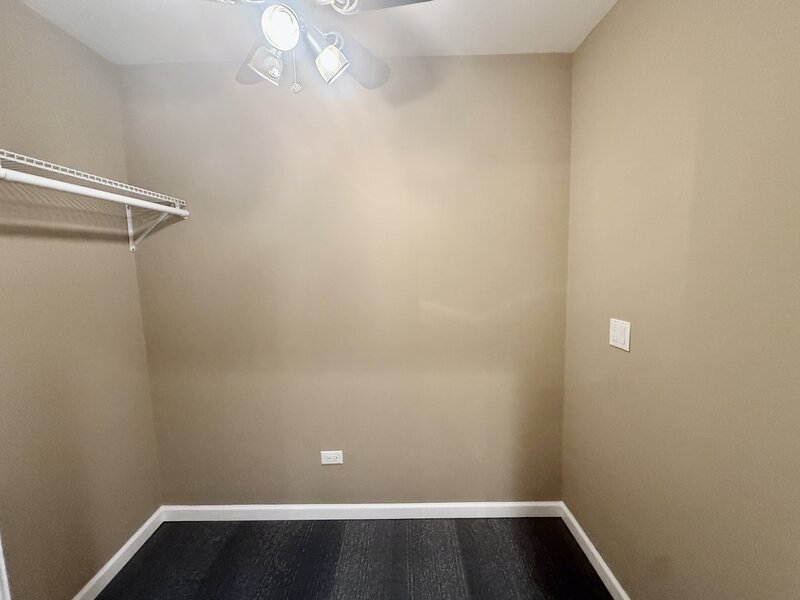3337 N Orange Avenue Chicago IL 60634