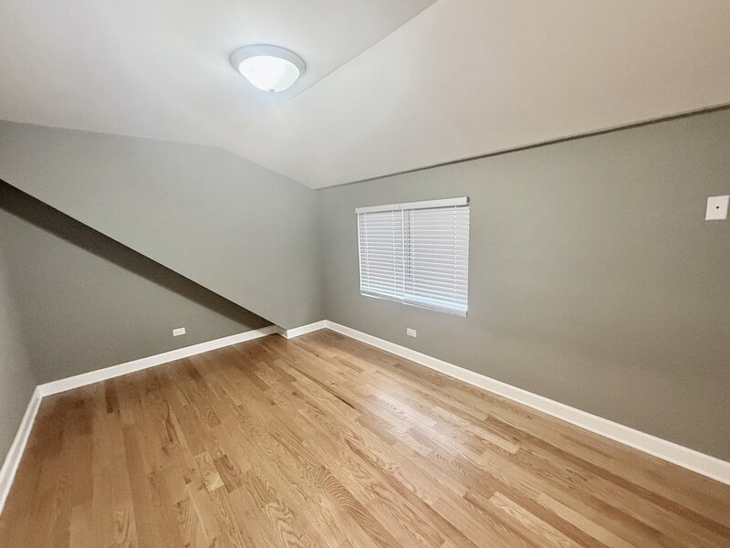 3337 N Orange Avenue Chicago IL 60634