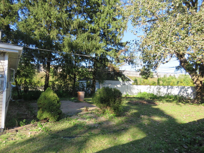 14327 Millard Avenue Midlothian IL 60445
