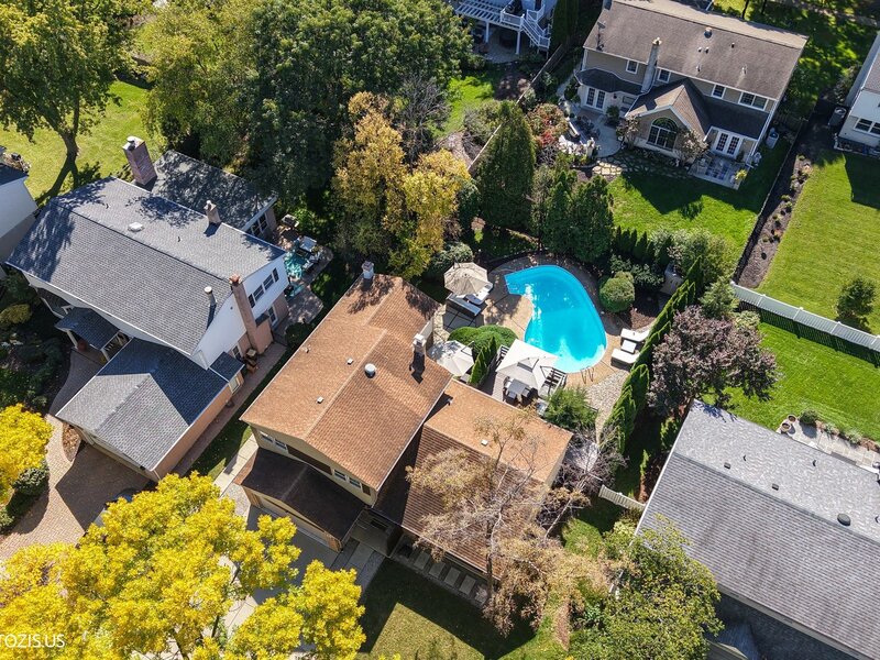 415 W Noyes Street Arlington Heights IL 60005