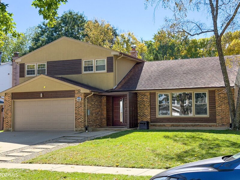 415 W Noyes Street Arlington Heights IL 60005