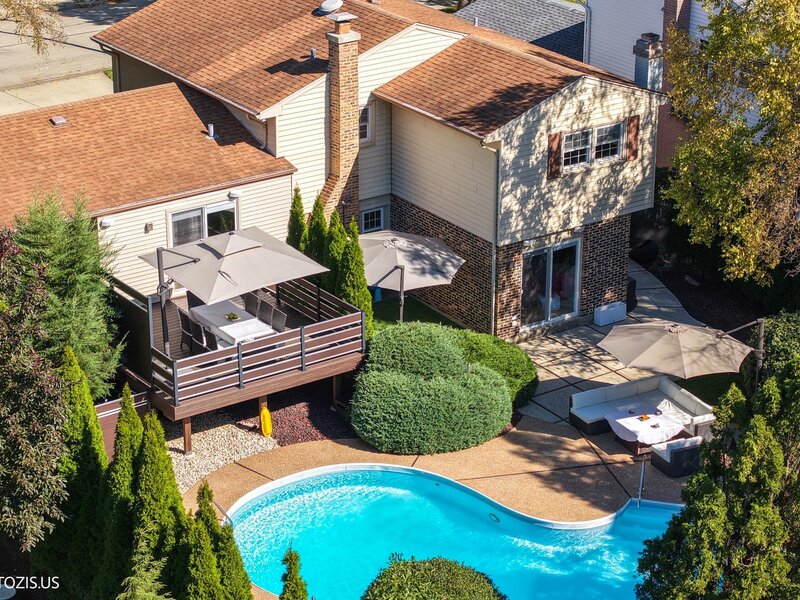 415 W Noyes Street Arlington Heights IL 60005