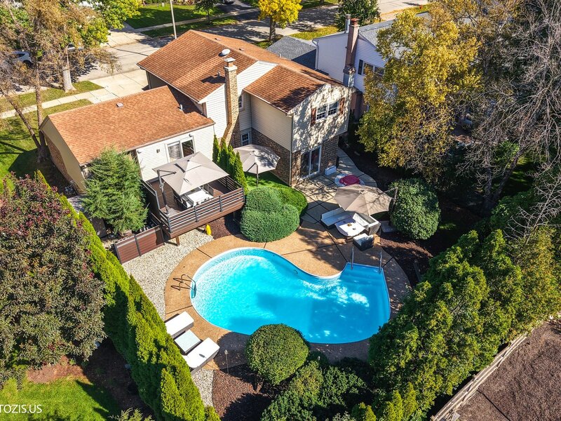 415 W Noyes Street Arlington Heights IL 60005
