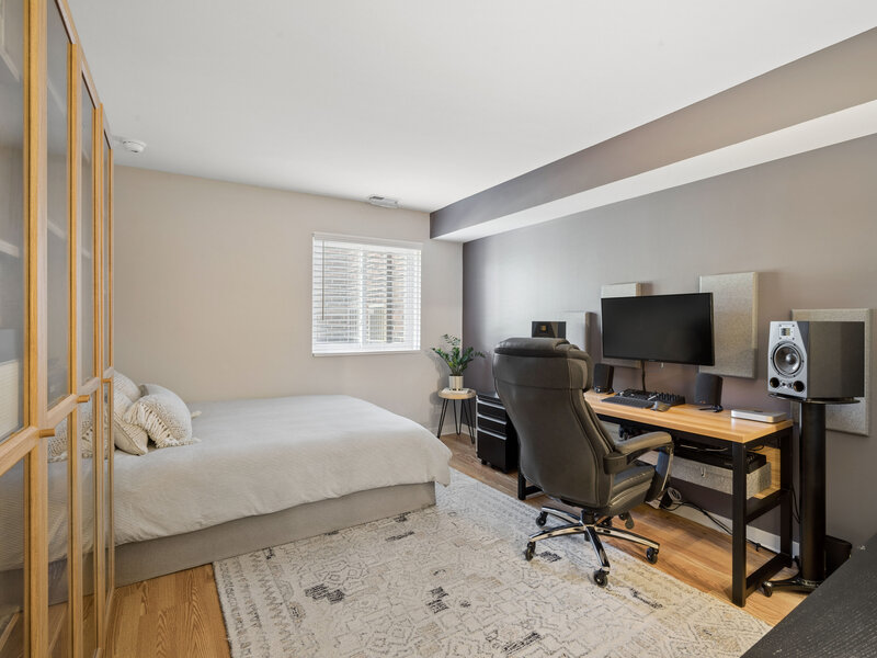 660 Perrie Drive Elk Grove Village IL 60007