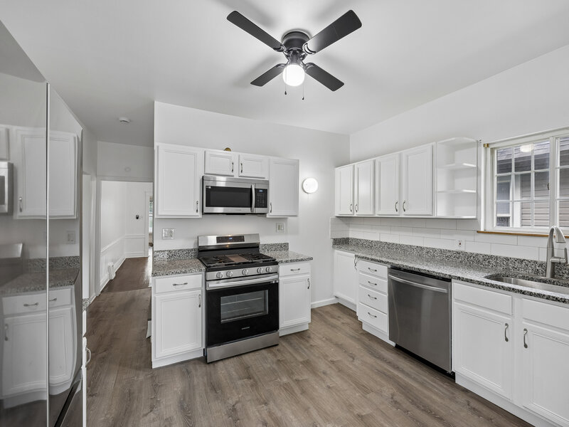 7638 S Merrill Avenue Chicago IL 60649