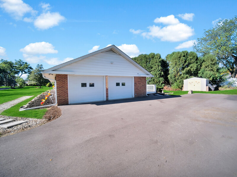 830 Mcclaran Avenue Aurora IL 60506