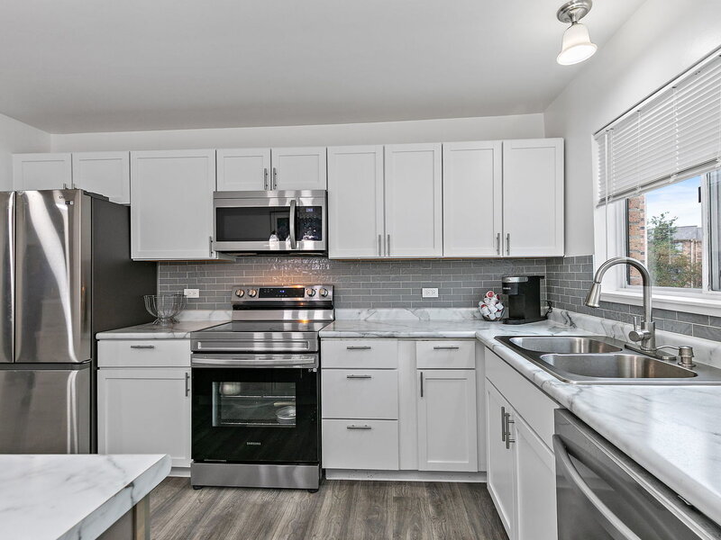 2249 Nichols Road Arlington Heights IL 60004