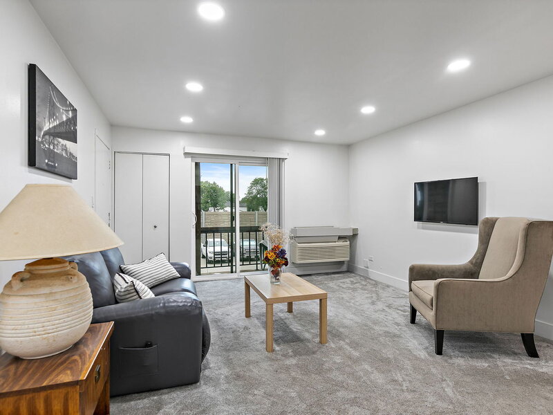 2249 Nichols Road Arlington Heights IL 60004