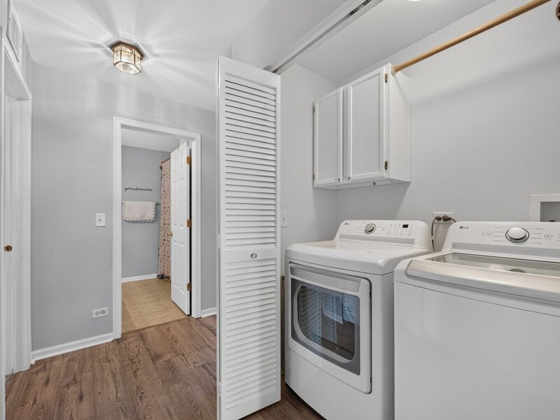 2264 Summerlin Drive Aurora IL 60503