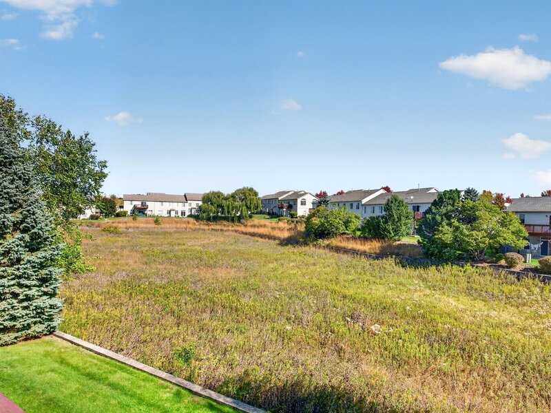 2264 Summerlin Drive Aurora IL 60503