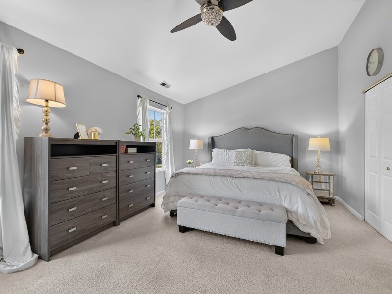 2264 Summerlin Drive Aurora IL 60503