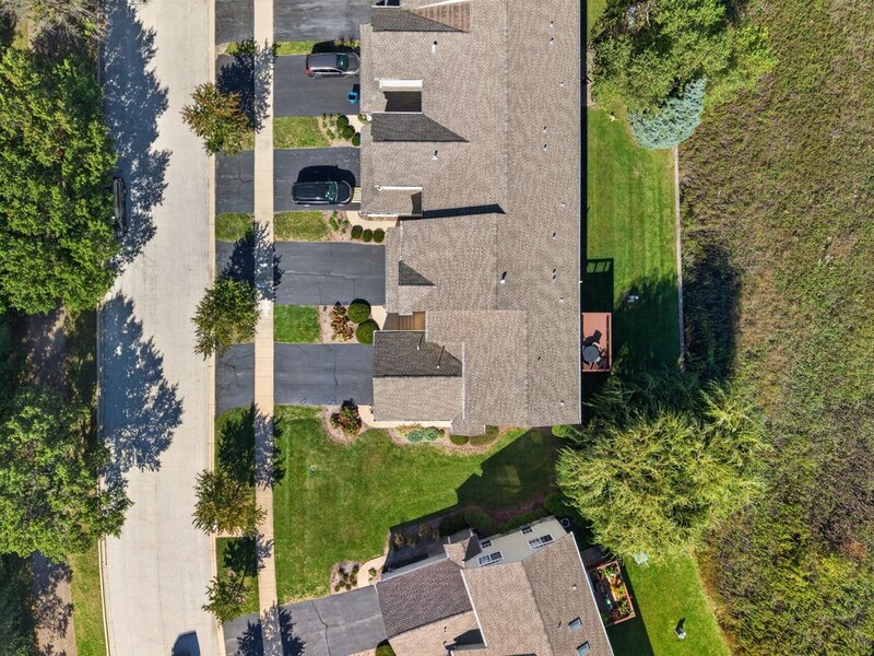 2264 Summerlin Drive Aurora IL 60503