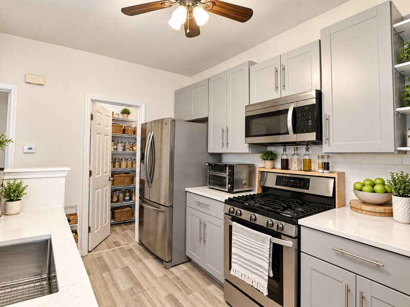 1288 W Black Wolf Road Round Lake IL 60073