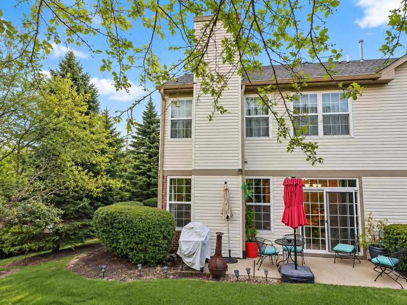 1288 W Black Wolf Road Round Lake IL 60073