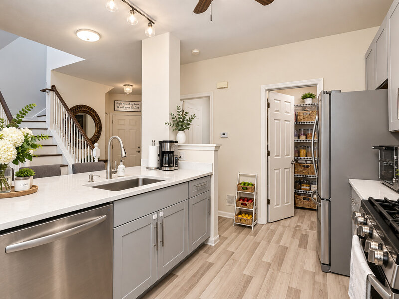 1288 W Black Wolf Road Round Lake IL 60073