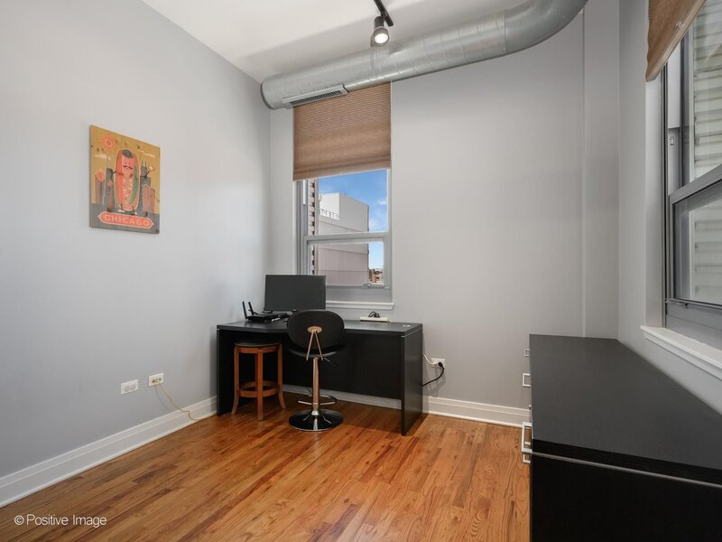 770 W Gladys Avenue Chicago IL 60661