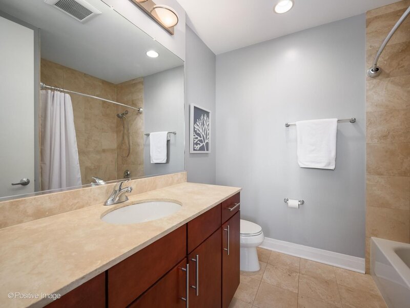 770 W Gladys Avenue Chicago IL 60661