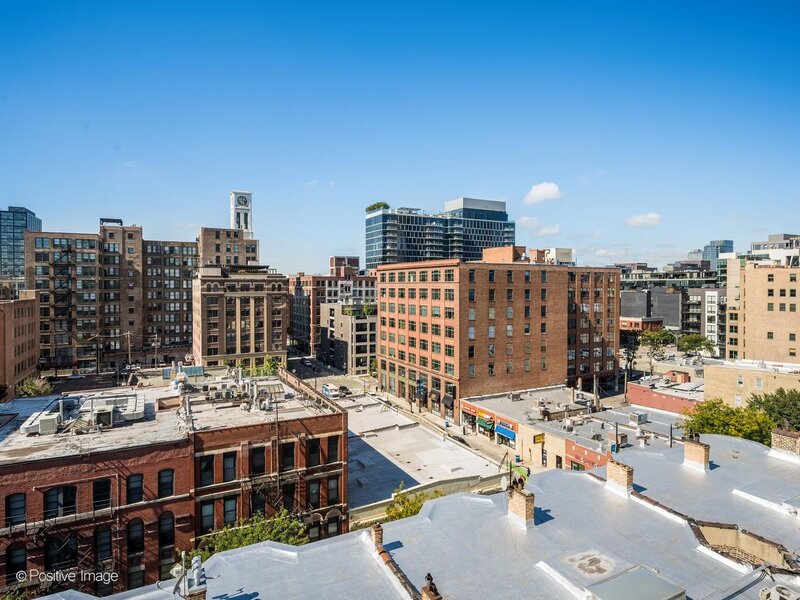770 W Gladys Avenue Chicago IL 60661