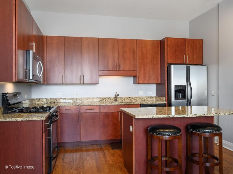 770 W Gladys Avenue Chicago IL 60661