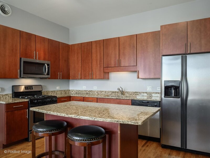 770 W Gladys Avenue Chicago IL 60661