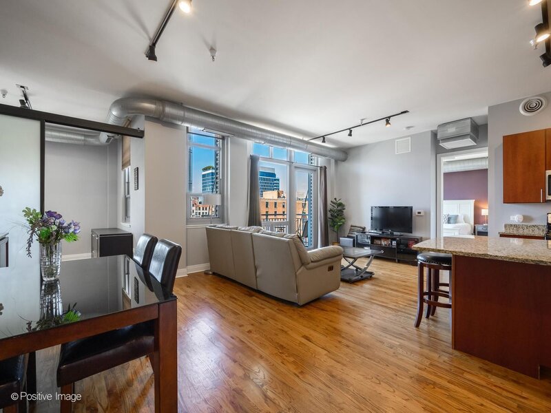 770 W Gladys Avenue Chicago IL 60661