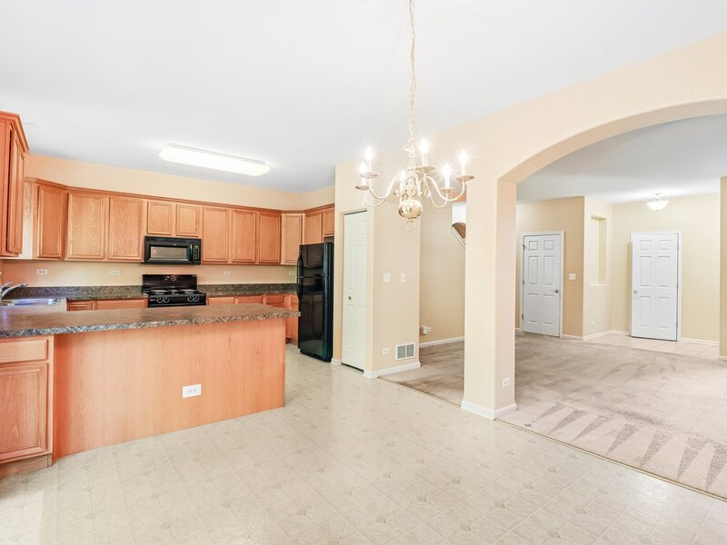 306 Remington Drive St. Charles IL 60175