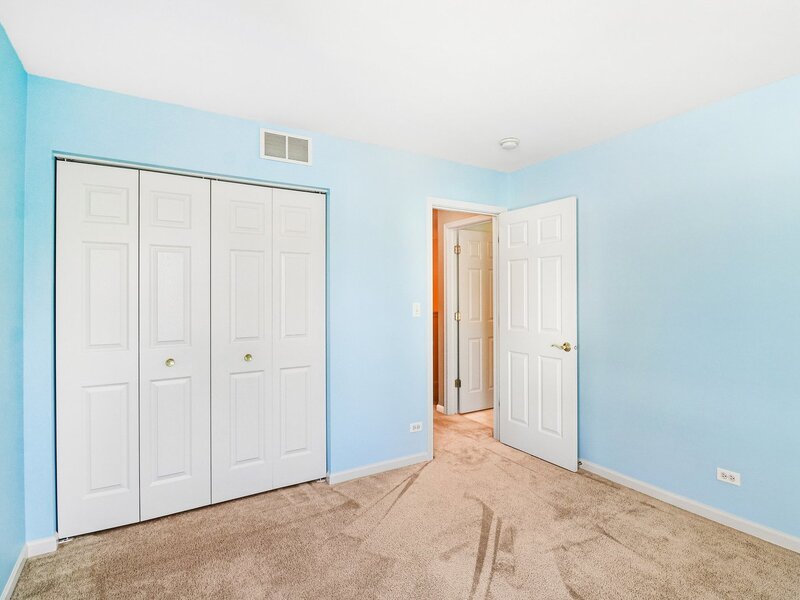 306 Remington Drive St. Charles IL 60175
