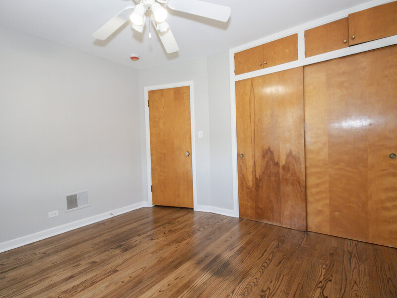 2337 Park Avenue North Riverside IL 60546