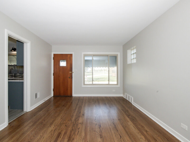 2337 Park Avenue North Riverside IL 60546