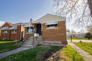 Photo of 2337 Park Avenue North Riverside IL 60546