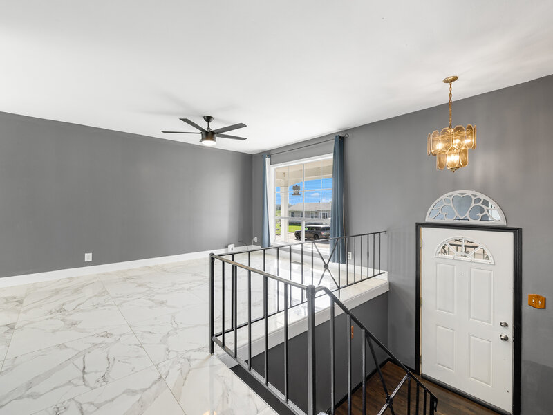 304 Hamrick Avenue Romeoville IL 60446