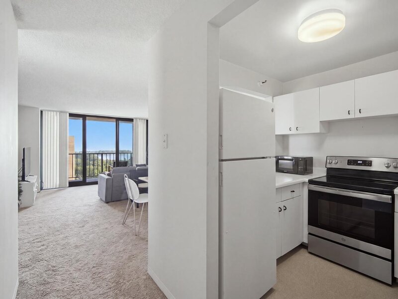3660 N Lake Shore Drive Chicago IL 60613