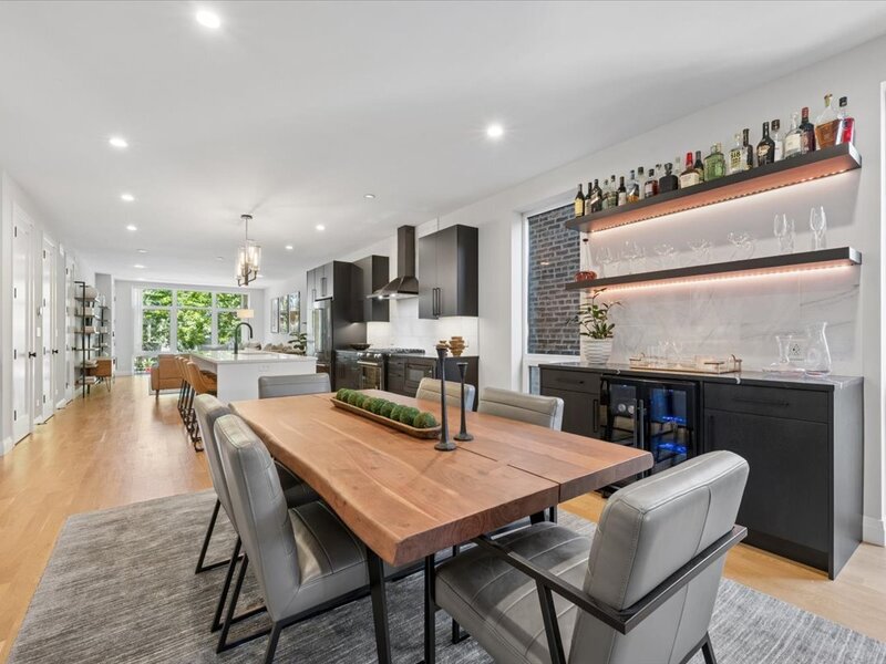 2719 W Haddon Avenue Chicago IL 60622