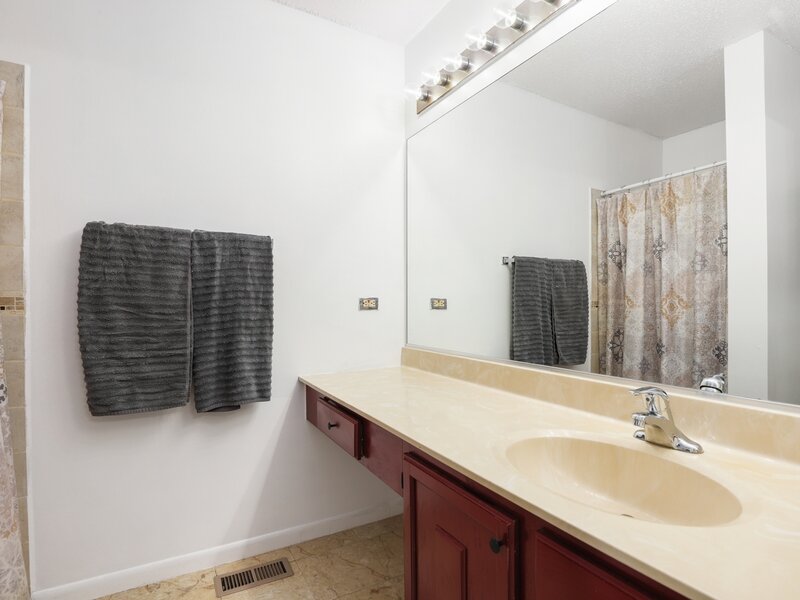 340 Homewood Drive Bolingbrook IL 60440
