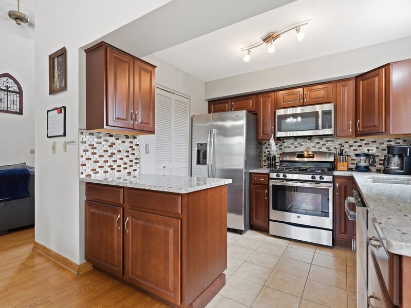340 Homewood Drive Bolingbrook IL 60440