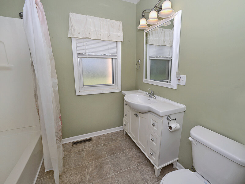 735 Sherwood Avenue Ottawa IL 61350