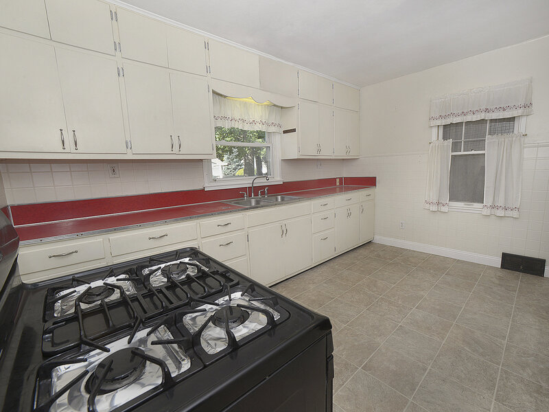 735 Sherwood Avenue Ottawa IL 61350
