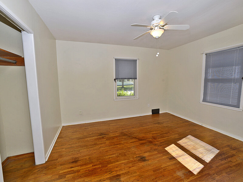 735 Sherwood Avenue Ottawa IL 61350