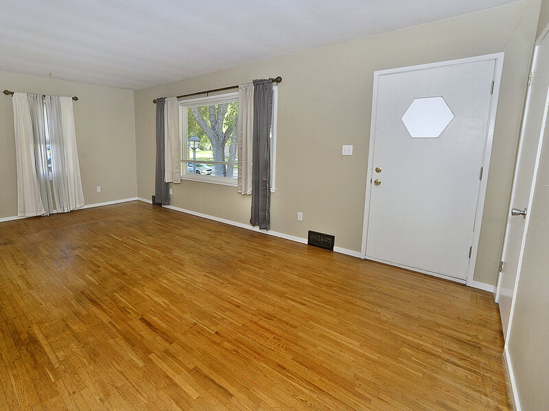 735 Sherwood Avenue Ottawa IL 61350