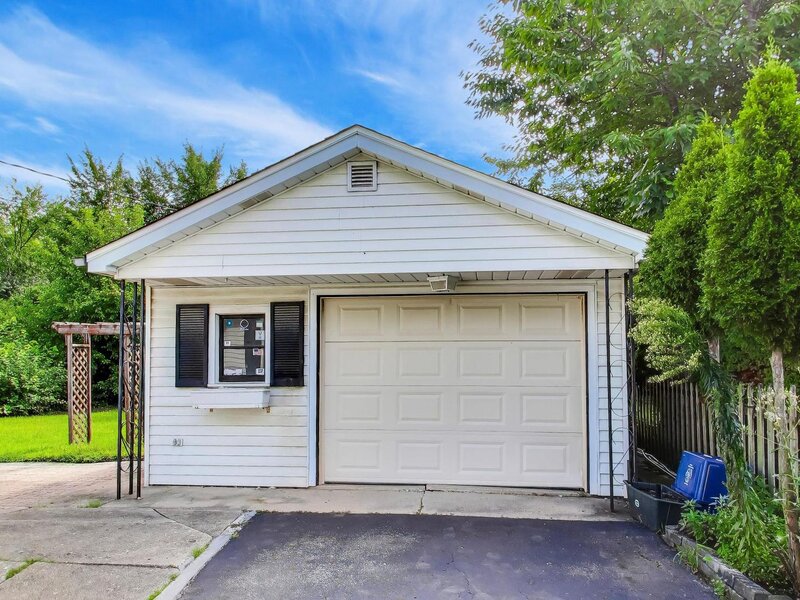 219 N William Street Mount Prospect IL 60056