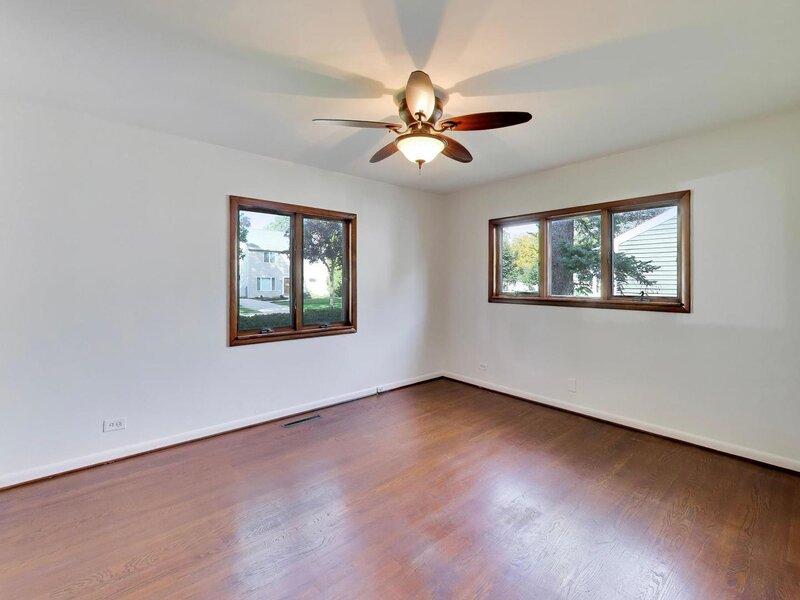 219 N William Street Mount Prospect IL 60056