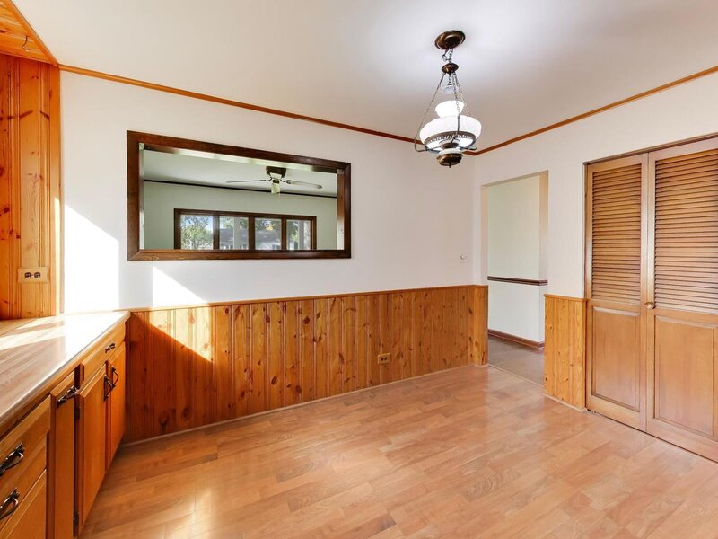 219 N William Street Mount Prospect IL 60056