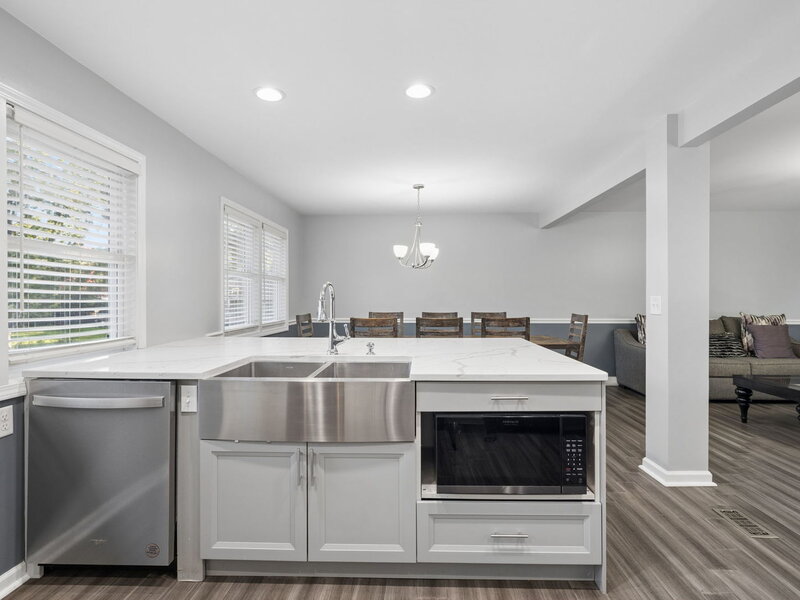 147 Monroe Street Oswego IL 60543